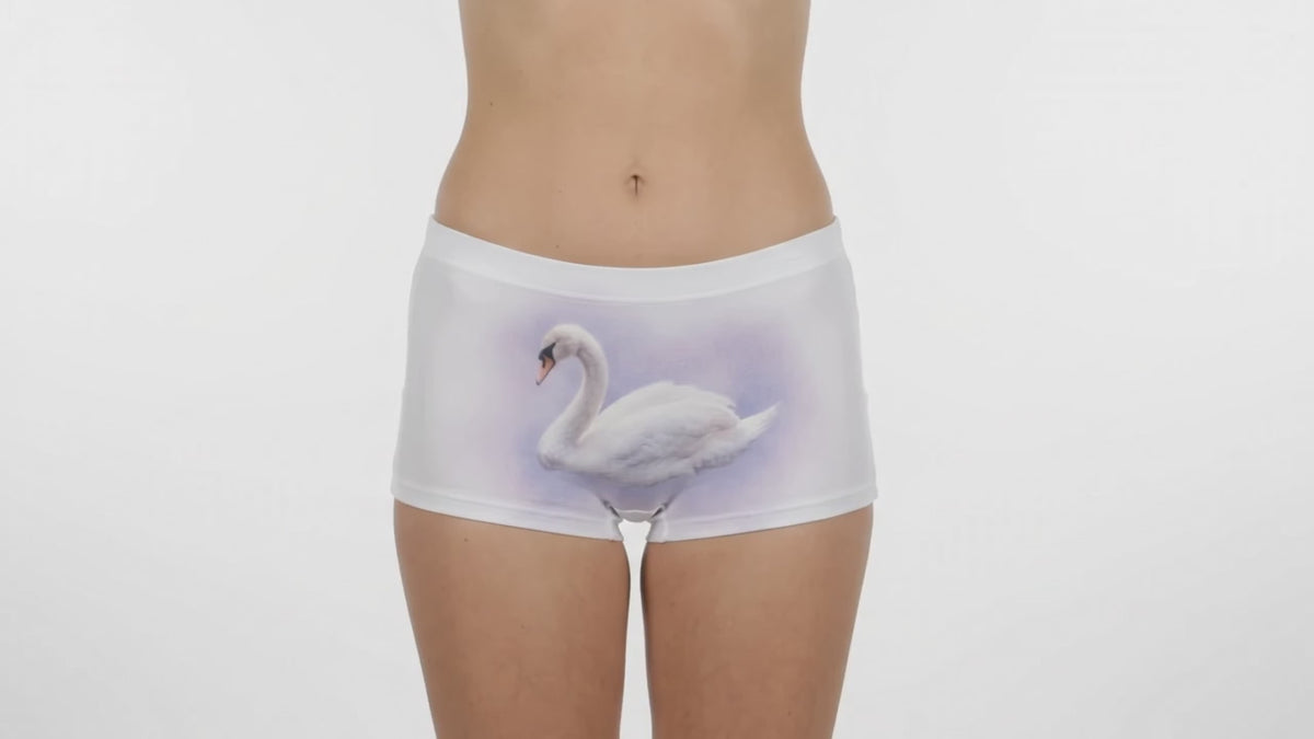 BN-02 / SWAN SHORT